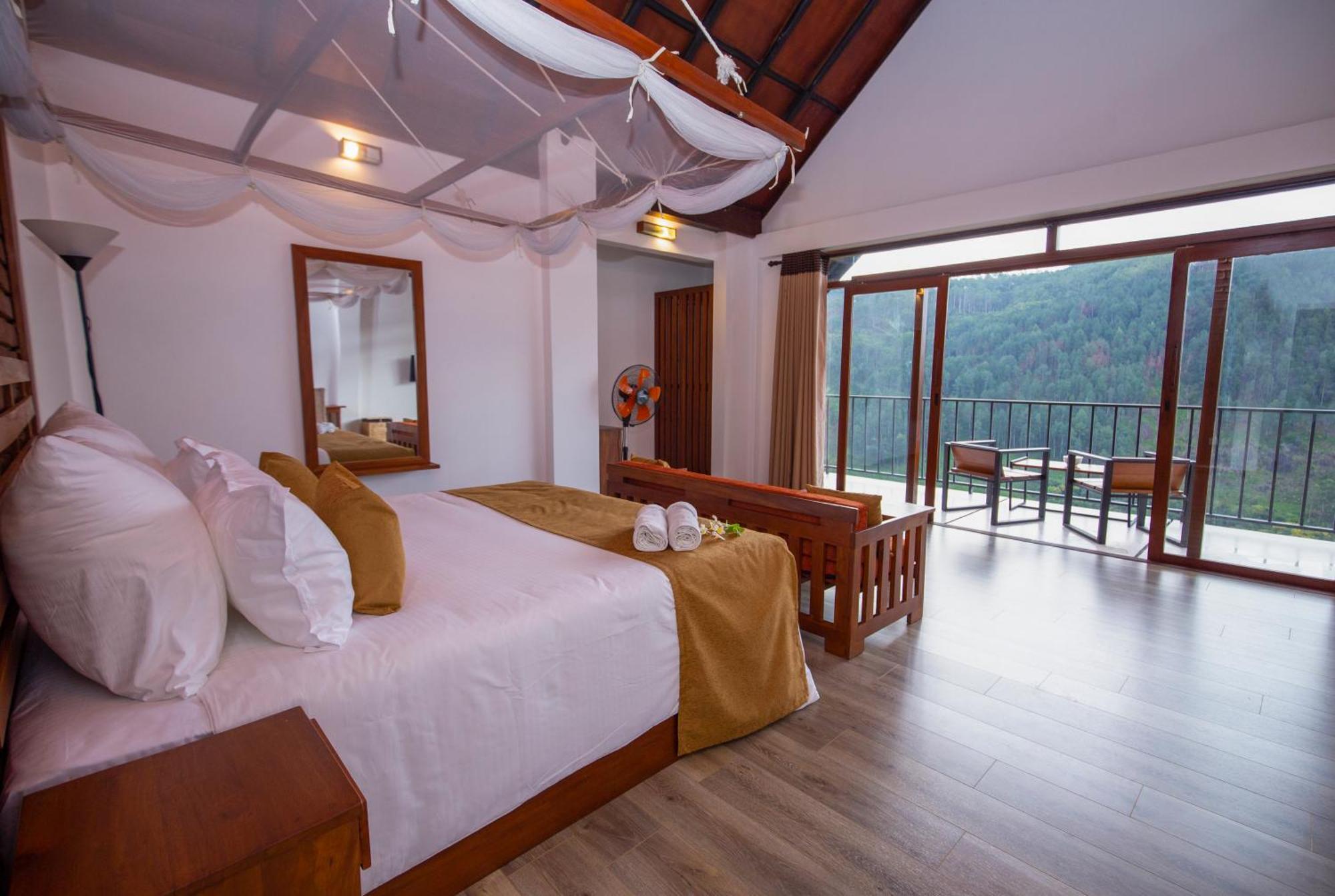 Dowa Elegance Resort เอลลา ภายนอก รูปภาพ