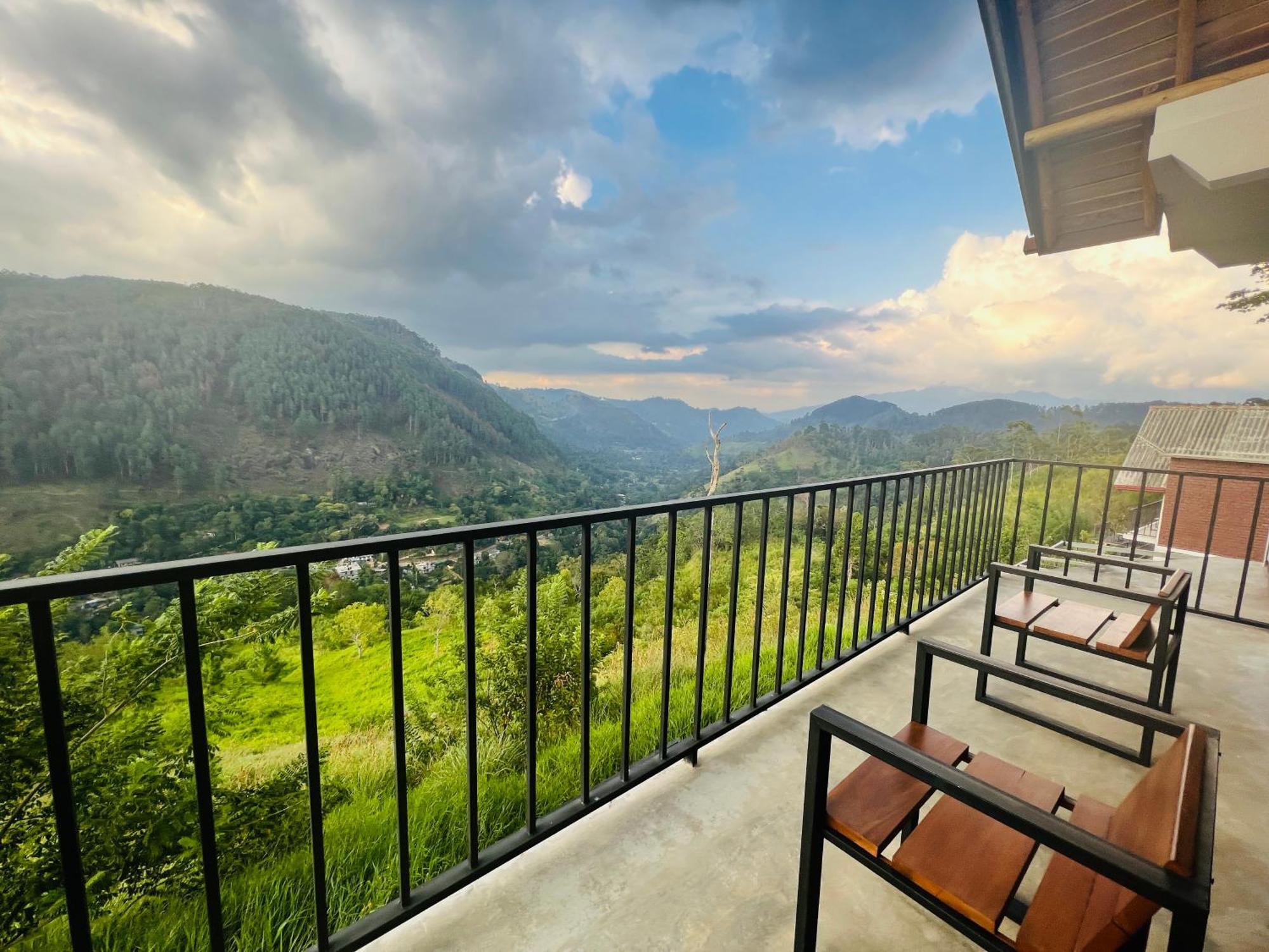 Dowa Elegance Resort เอลลา ภายนอก รูปภาพ