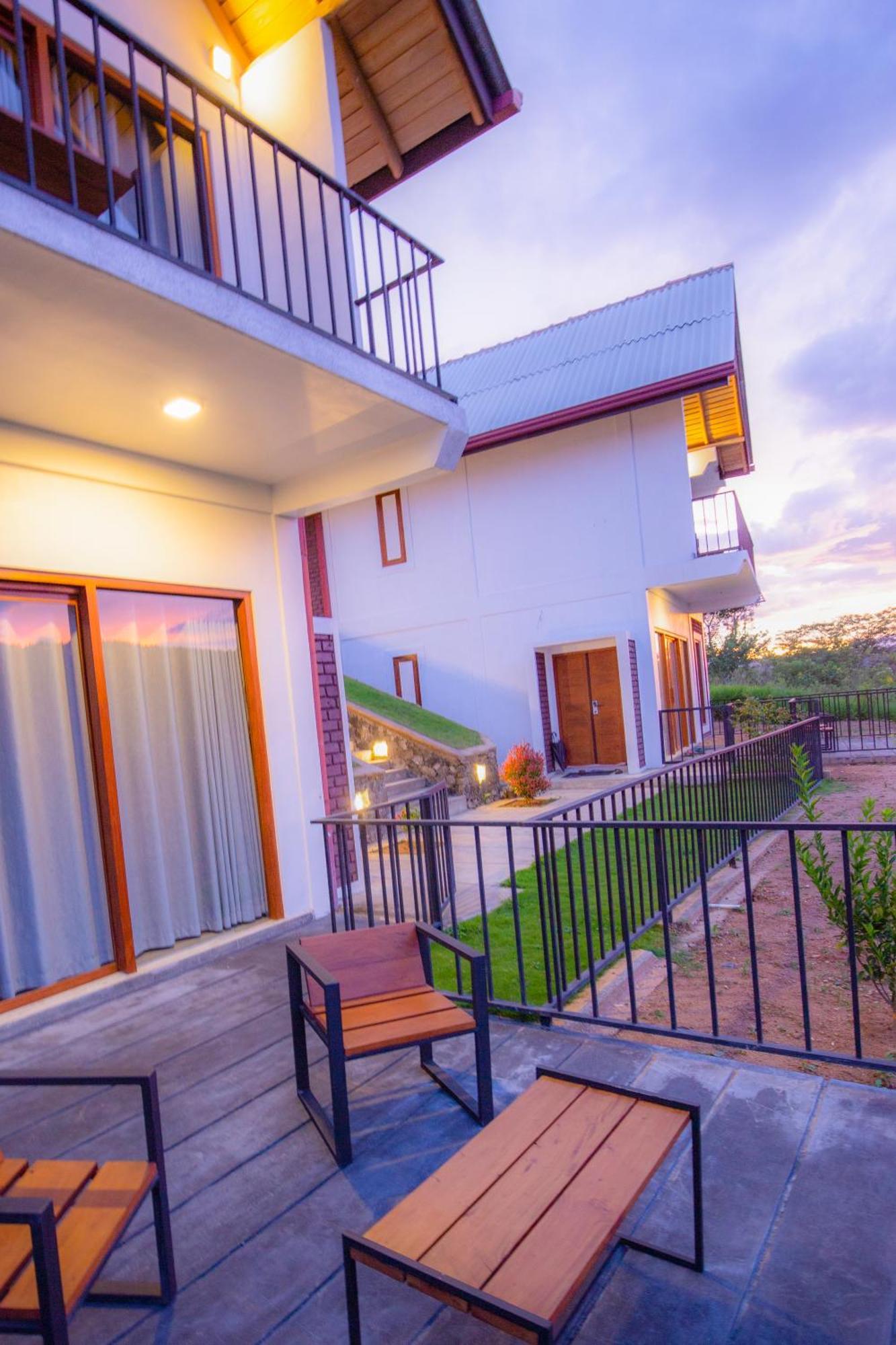 Dowa Elegance Resort เอลลา ภายนอก รูปภาพ